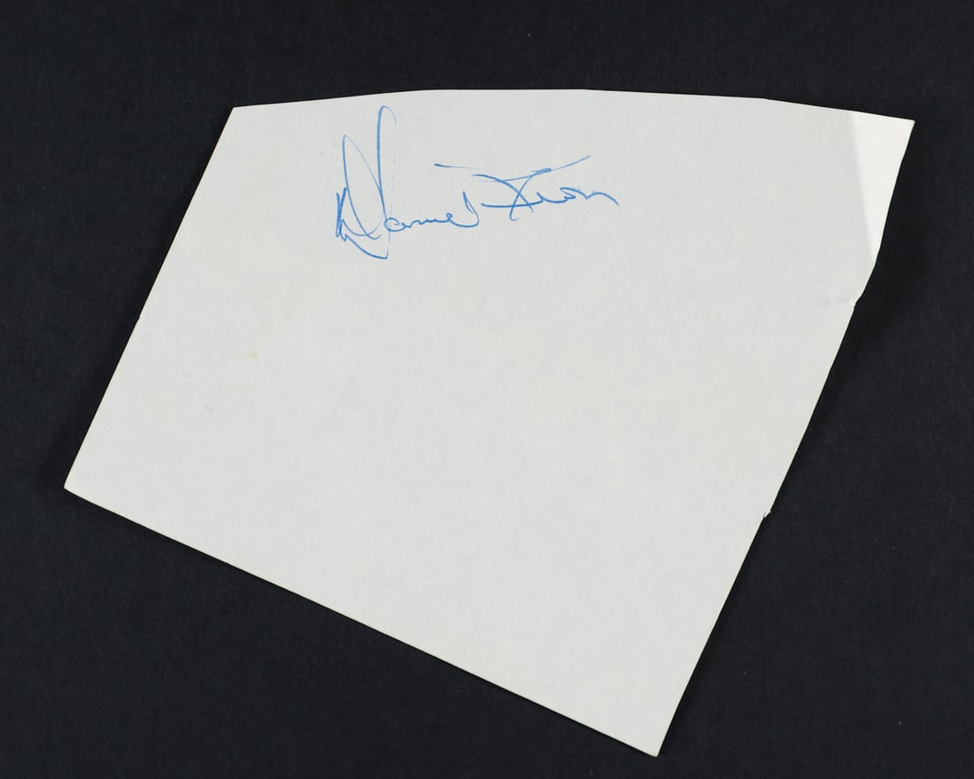 Collection of 18 Autographs w/ Horton - 3