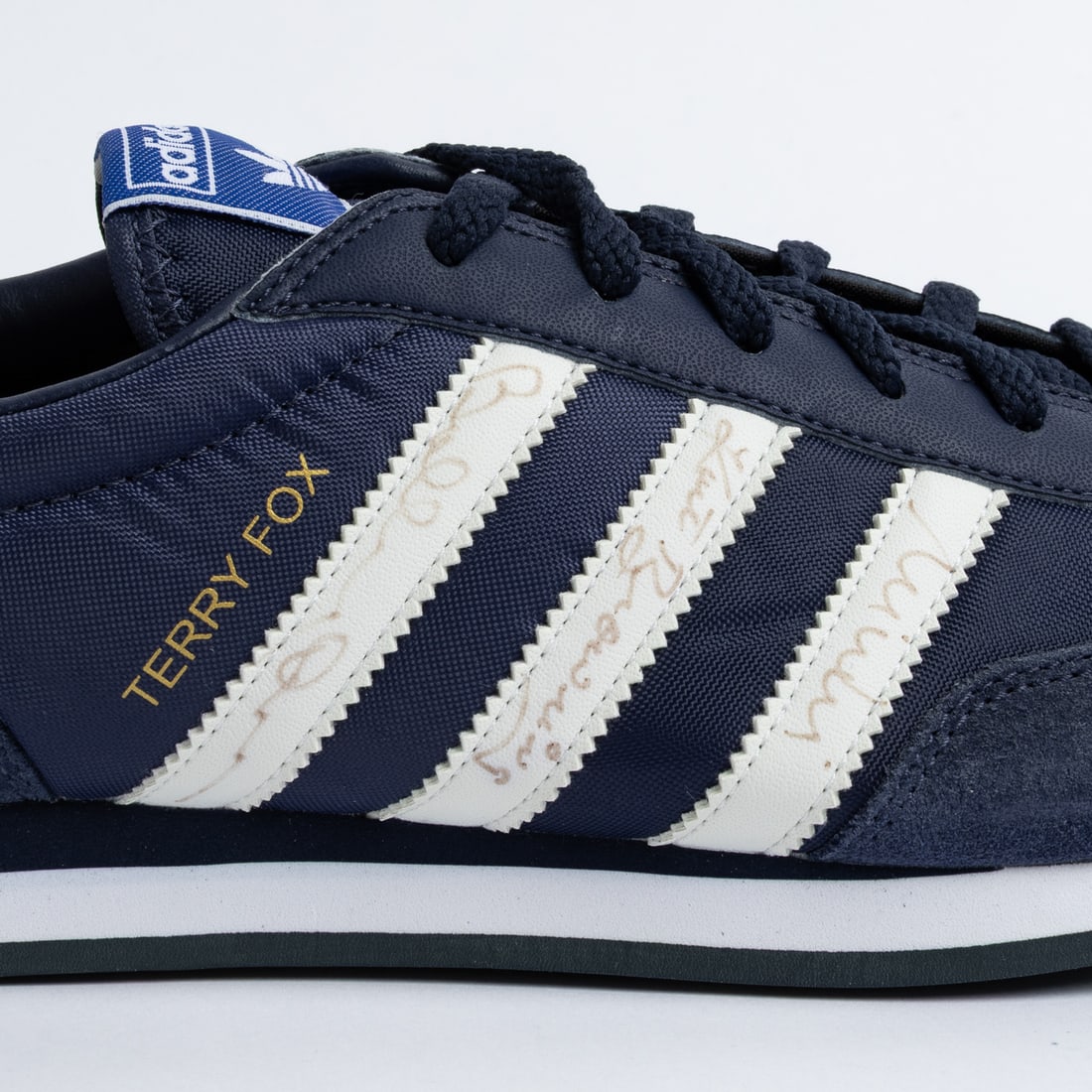 Terry Fox Replica Shoes Signed by Monumental Group of 12 - 7