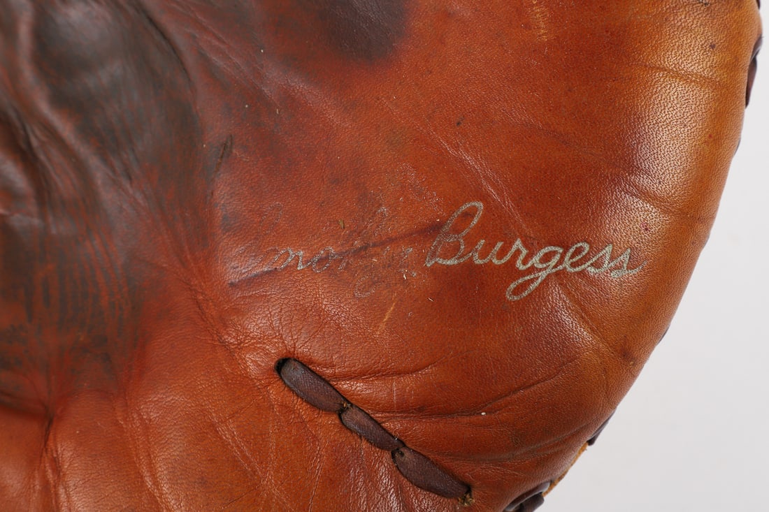 Early Baseball Catchers Gloves (6) - 7