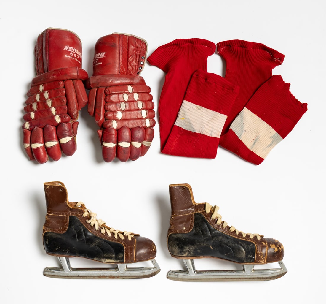 Gary Bergman Game Used Equipment and Bags - 4
