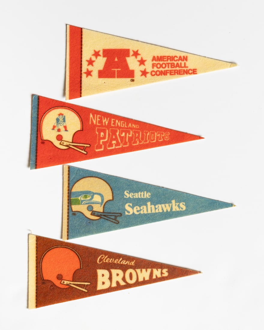 Pennants Including "Fight of the Century" (28) - 10