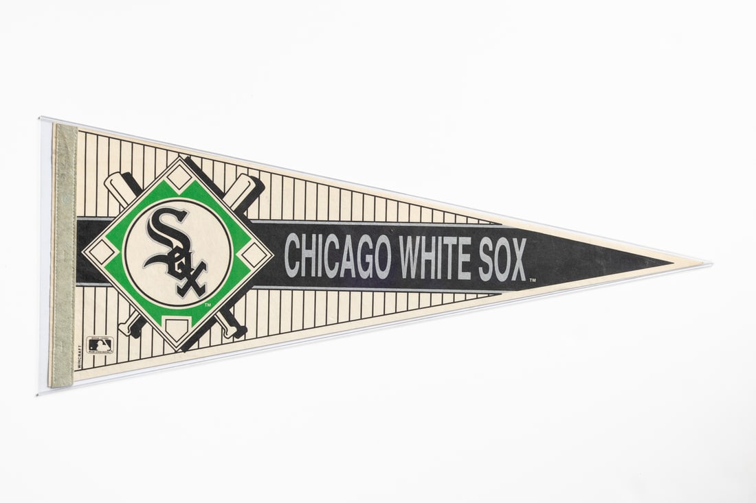 Pennants Including "Fight of the Century" (28) - 5