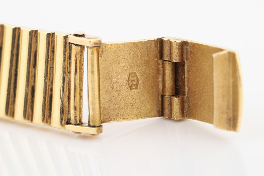 Omega, 18K Integrated Bracelet - 8