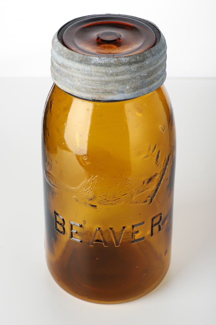 Amber Beaver, Imp Quart - 2