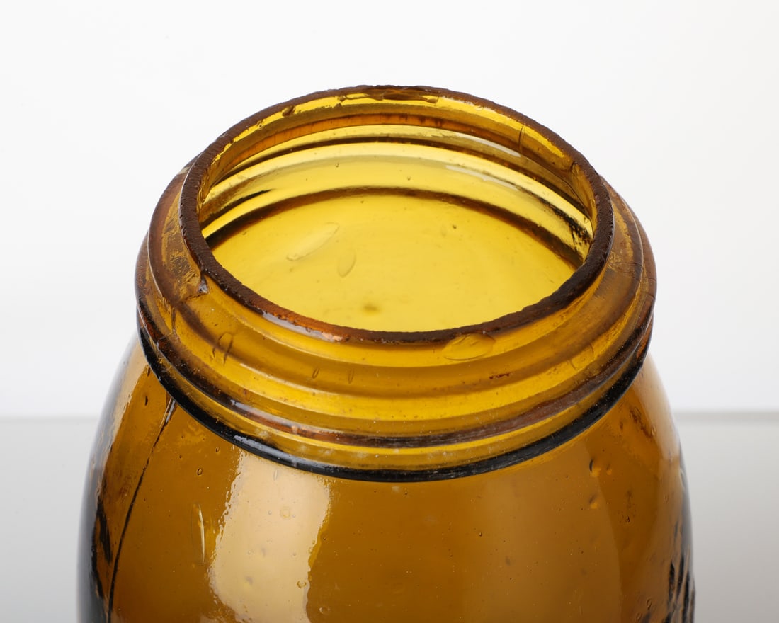 Amber Beaver, Imp Quart - 6