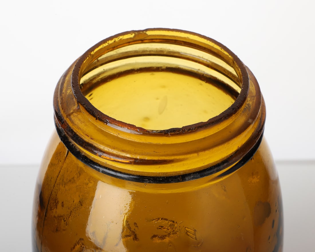 Amber Beaver, Imp Quart - 7