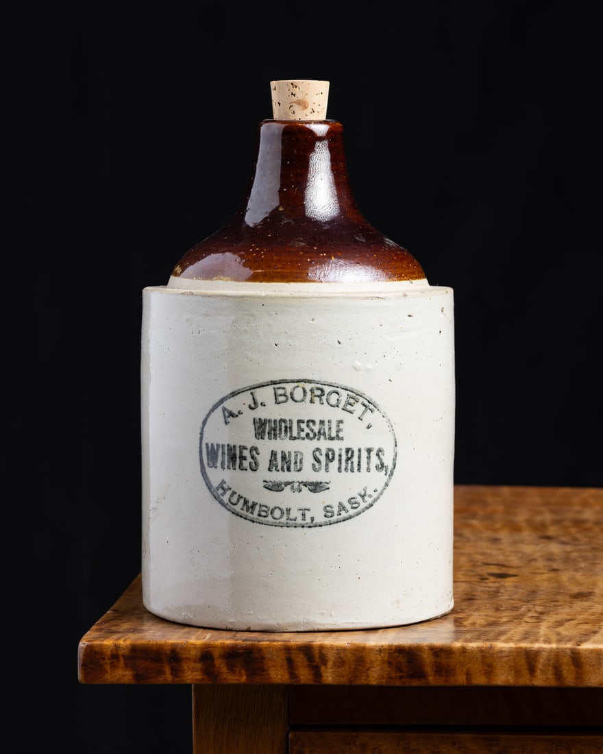 Pair of 1 Gal Saskatchewan Jugs - 18