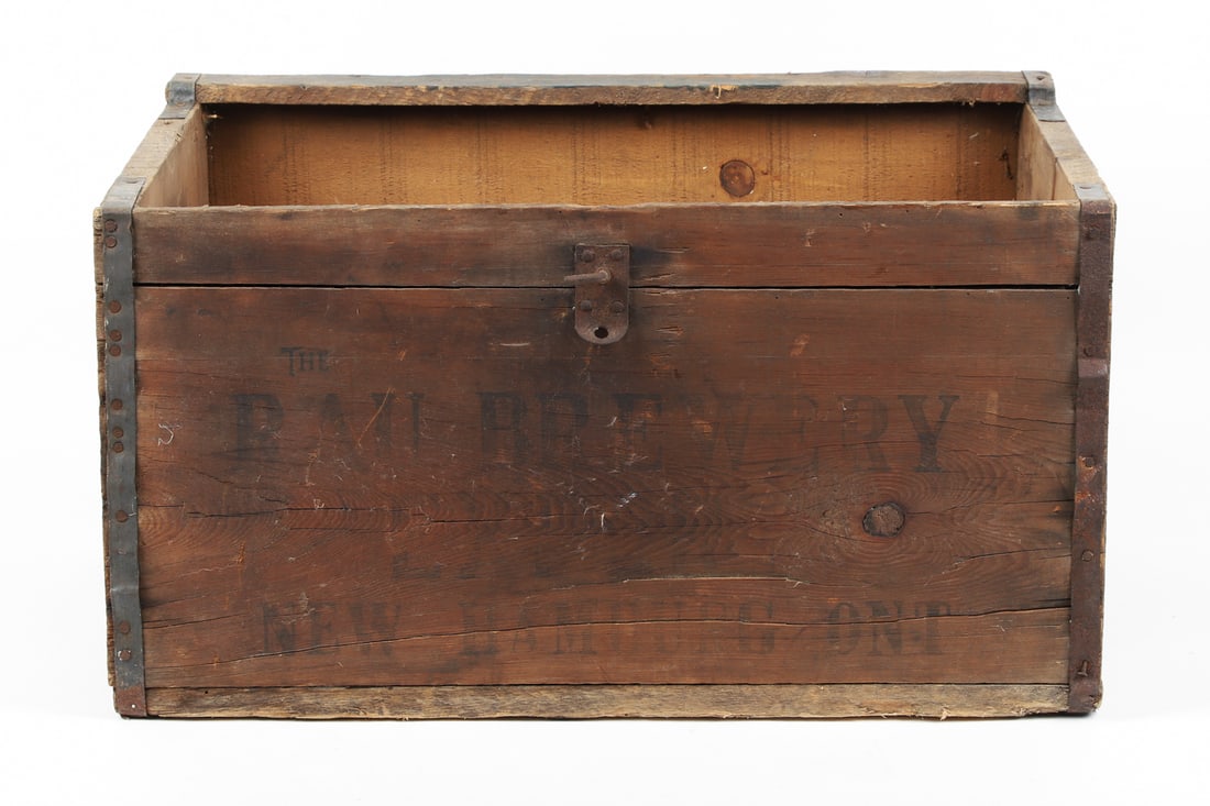 Rau Brewery, New Hamburg Crate - 4
