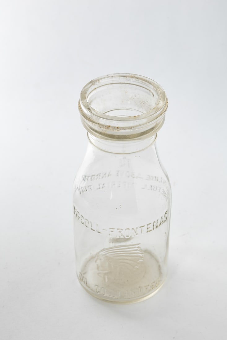 McColl-Frontenac Pint Oil Bottle - 5
