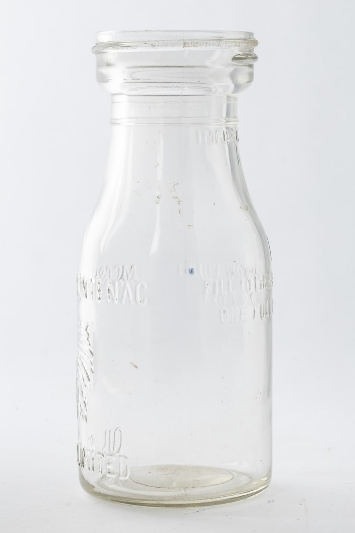 McColl-Frontenac Pint Oil Bottle - 4