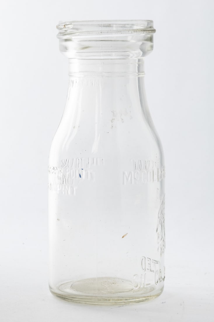 McColl-Frontenac Pint Oil Bottle - 6