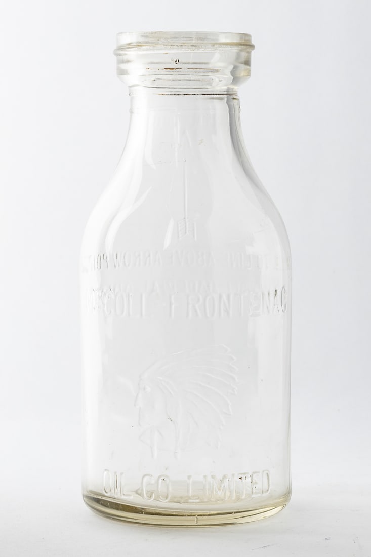 McColl-Frontenac Pint Oil Bottle - 3