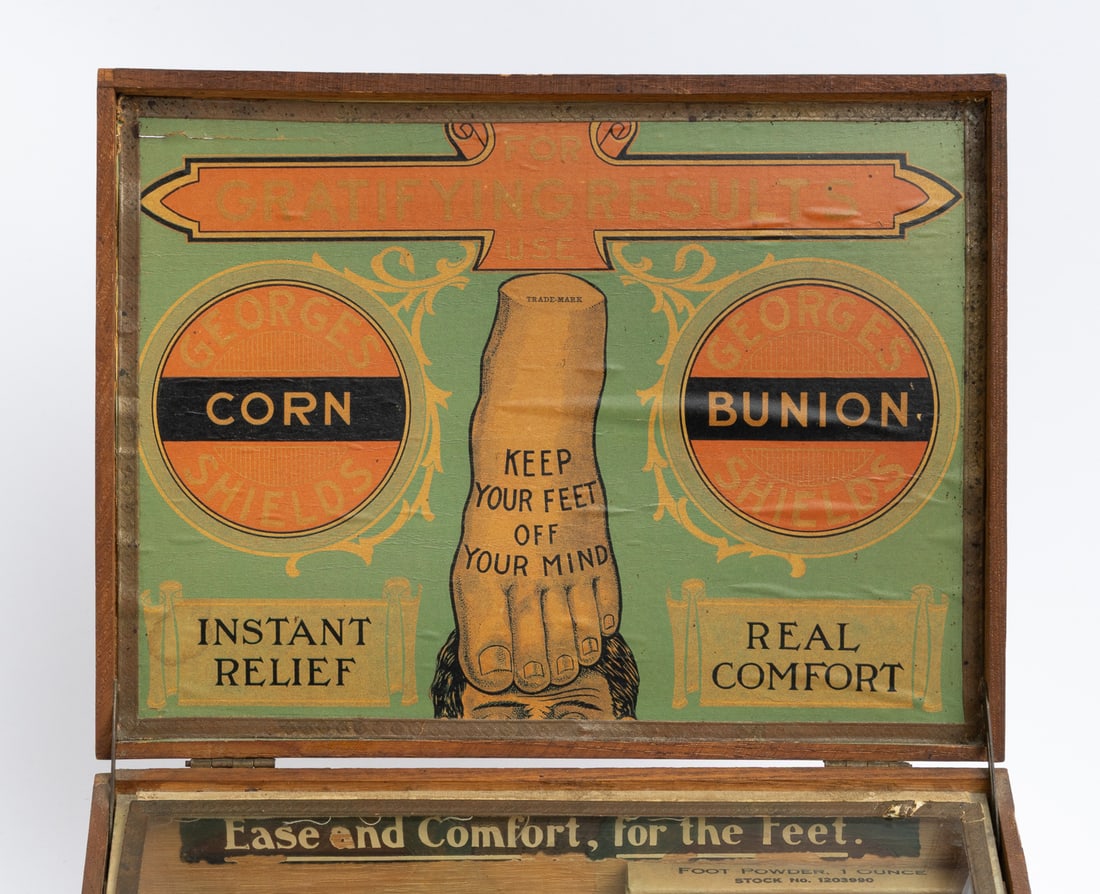 Georges' Corn and Bunion Shields Showcase Display - 6