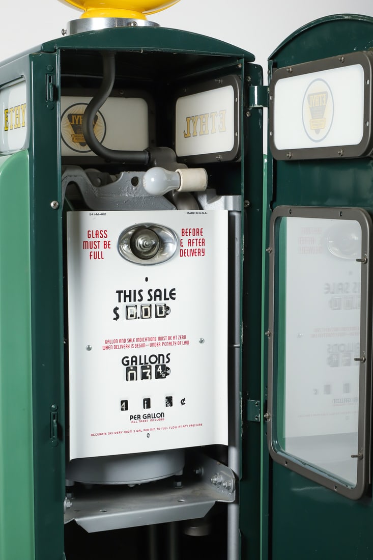 Bennett 541 Gas Pump - 10