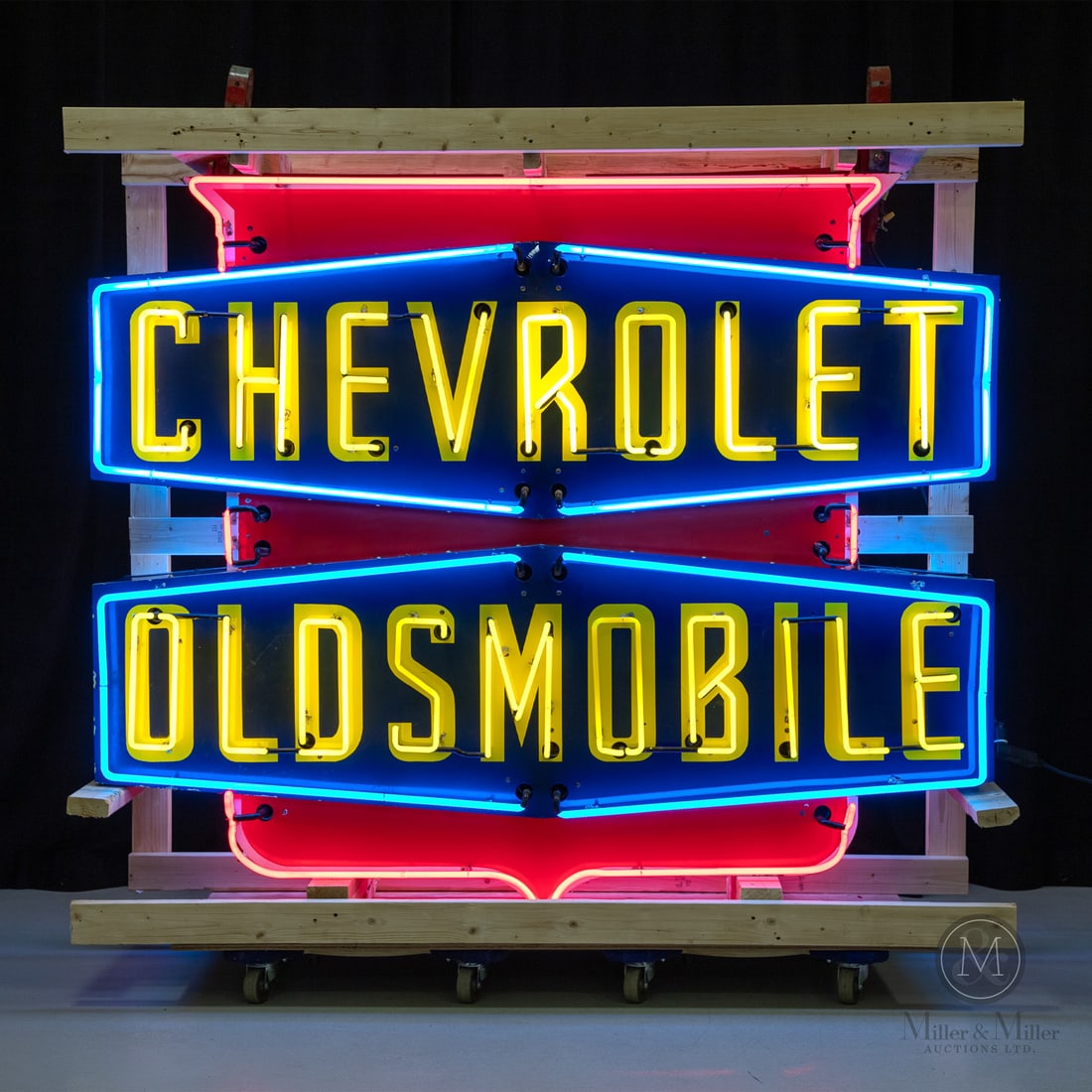 Chevrolet Oldsmobile Neon Dealer Sign (1 of 20)