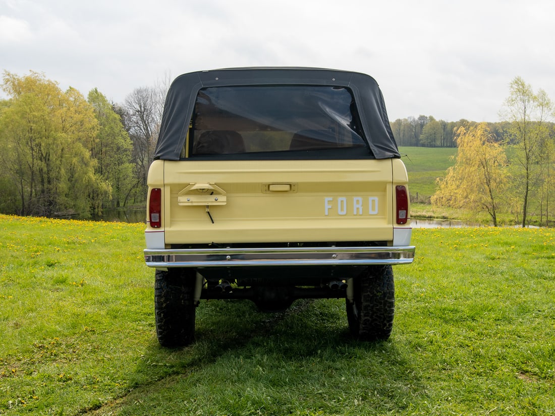 1973 Ford Bronco - 15