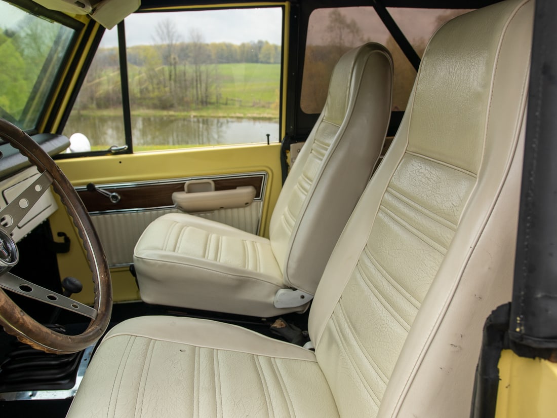 1973 Ford Bronco - 6