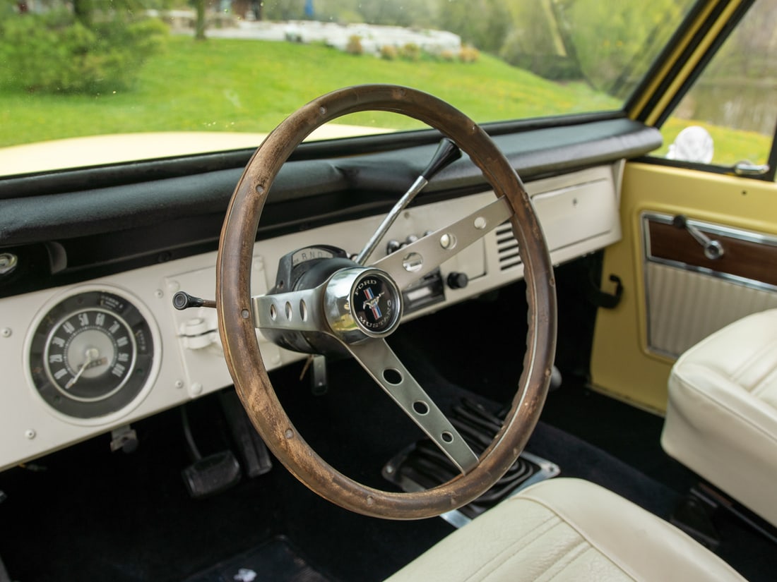 1973 Ford Bronco - 7