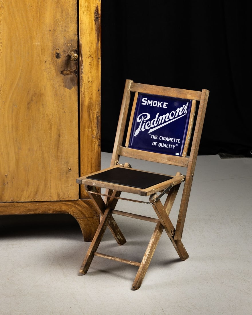 Piedmont Cigarettes Folding Chair - 2