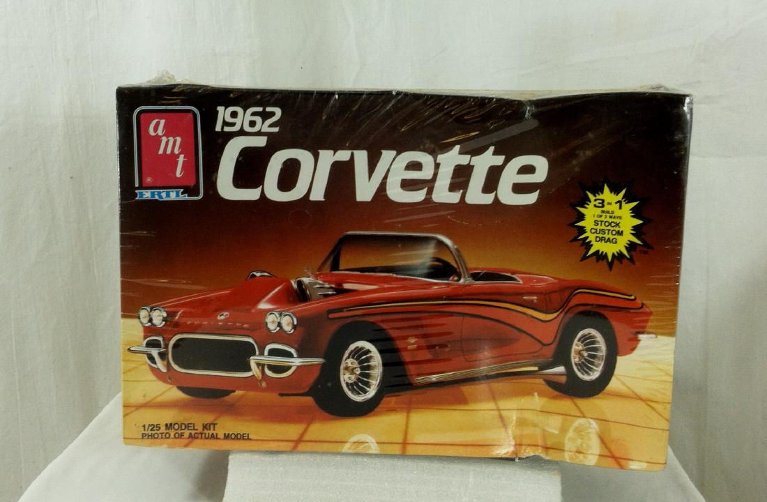 62 Corvette AMT Model Kit Sealed MIB (1 of 4)