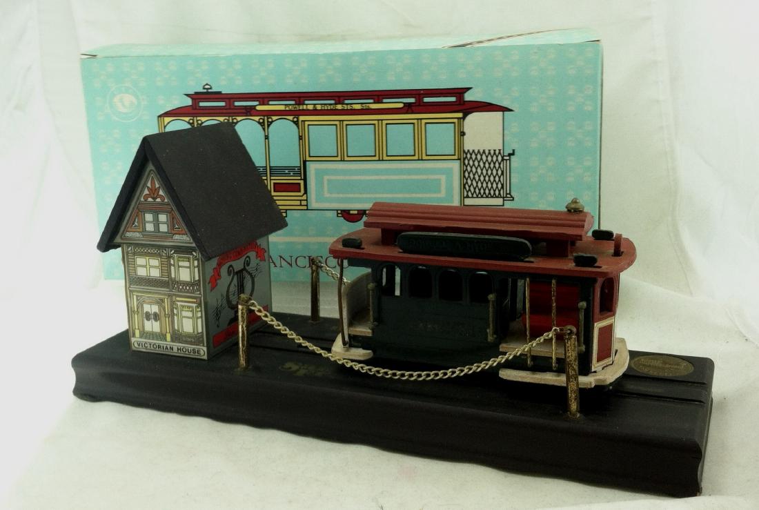Musical Windup  Wood San Francisco Cable Car   NMIB (1 of 10)