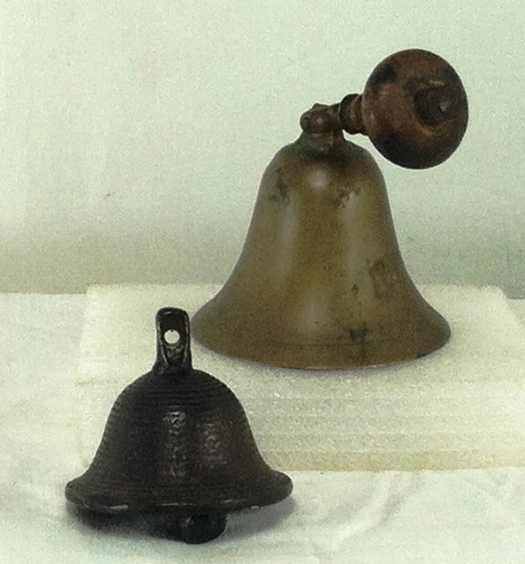Antique Bells Lot Of 2 1 Bronze 1 Brass Antique Bells Lot Of 2 1 Bronze 1 Brass
