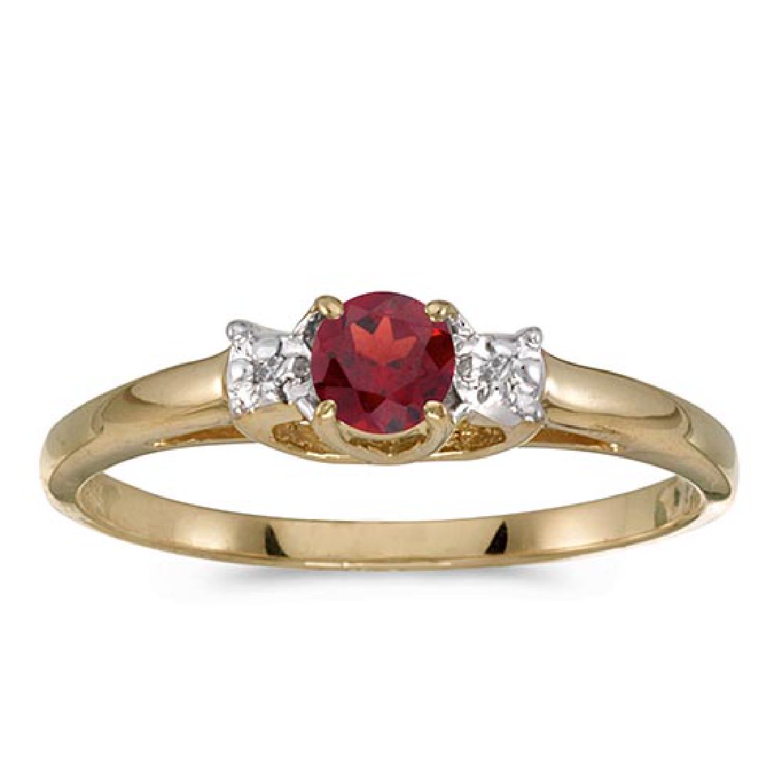 Certified 10k Yellow Gold Round Garnet And Diamond Ring: Certified 10k Yellow Gold Round Garnet And Diamond Ring 0.22 CTW **|**|** METAL PURITY: 10k ;METAL TYPE: Yellow gold ;GEM TYPE: garnet ;MAIN STONE COLOR: Red ;MAIN STONE SHAPE Round ;STONE CLARITY: ;S