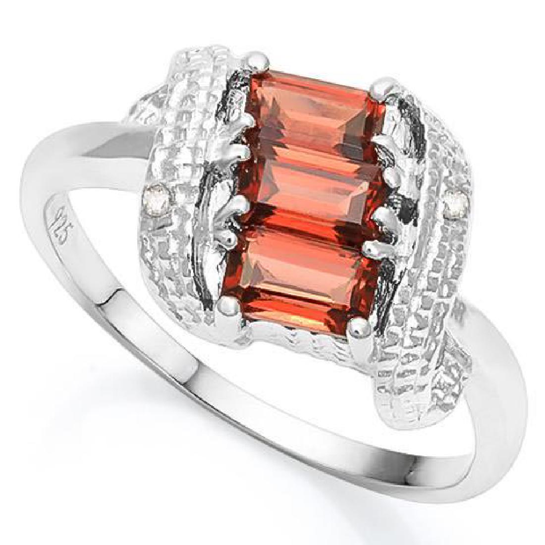1 CT GARNET DIAMOND 925 STERLING SILVER RING: 1 CT GARNET DIAMOND 925 STERLING SILVER RING **|**|** Total Weight by Gram: 3.01-stone 1 carat: 1.02-stone 2 carat: 0.01 #IRS36350