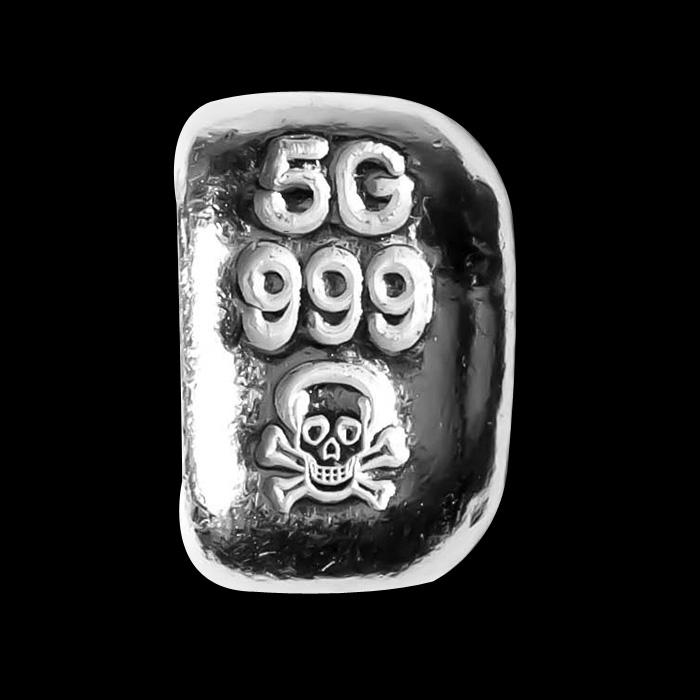 5 Gram Atlantis Skull and Crossbones Hand Poured Silver: 5 Gram Atlantis Skull and Crossbones Hand Poured Silver Bar -- 5 Gram Atlantis Skull and Crossbones Hand Poured Silver Bar #IRS84774