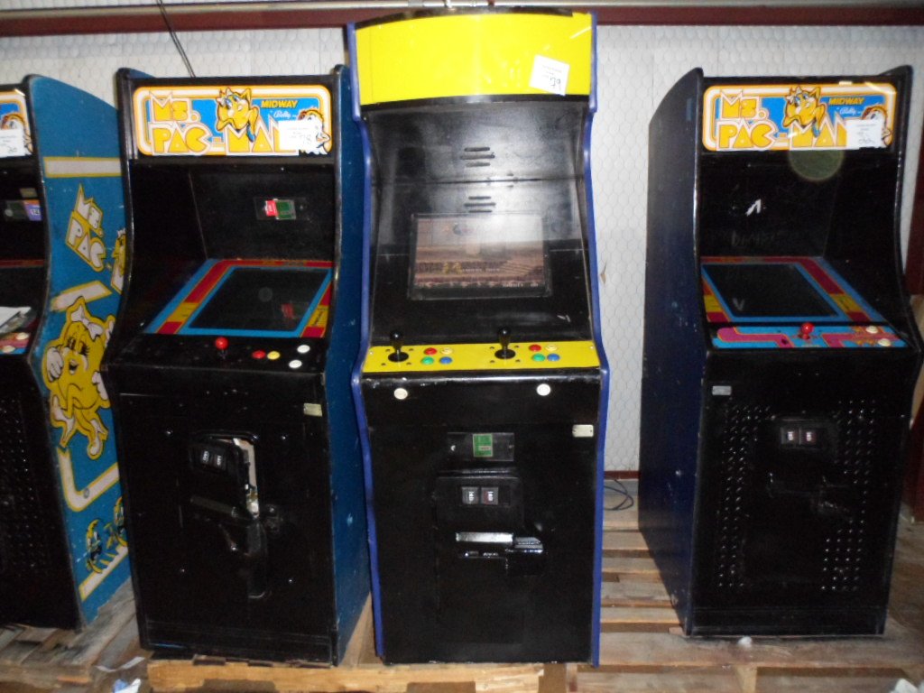 NEO-GEO 1-SLOT ARCADE VIDEO GAME (1 of 4)