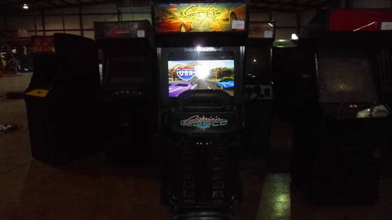 CRUIS'N WORLD SIT-DOWN ARCADE VIDEO GAME: Monitor: LCD