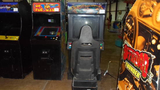 CRUIS'N EXOTICA SIT-DOWN ARCADE VIDEO GAME: Monitor: 25"