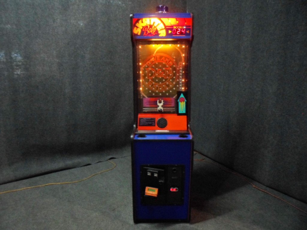SKATTER BALL REDEMPTION MACHINE (1 of 8)