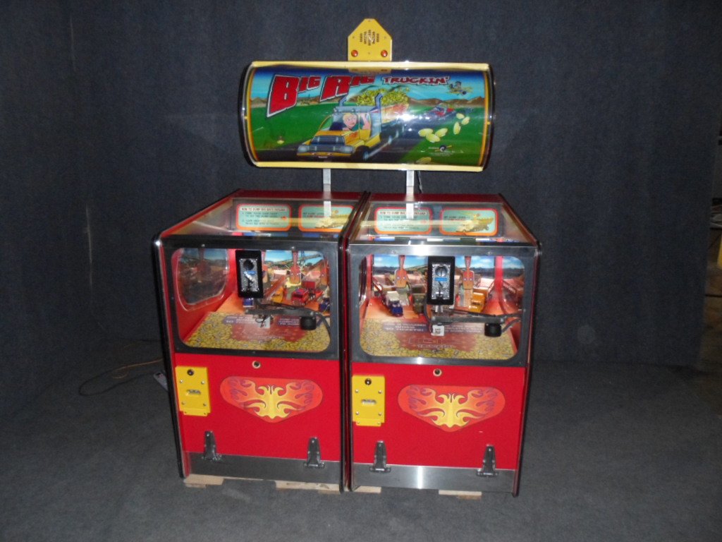 BIG RIG TRUCKIN' DOUBLE COIN PUSHER (1 of 10)