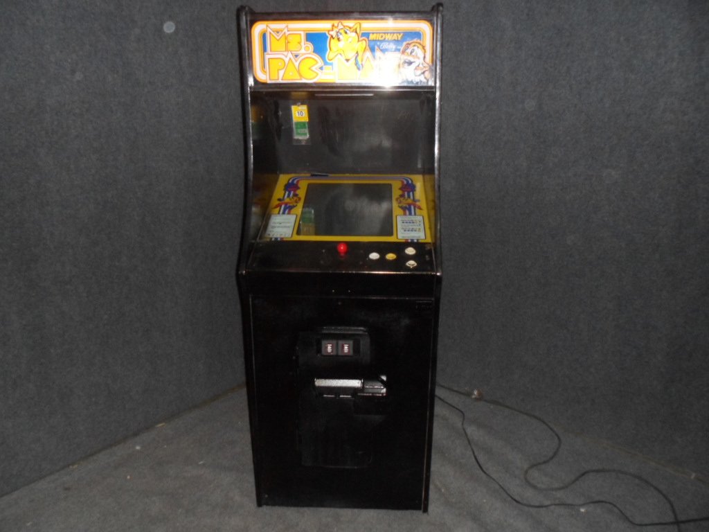 60-IN-1 MULTICADE VIDEO GAME: Bally Ms. Pac-Man Cabinet Monitor: LCD GAME LIST: Pooyan - Pleiads - Gun Smoke - The End - 1943 Kai - Congo Bongo - Jumping Jack - Ms. Pac-Man - Galaga - Frogger - Donkey Kong - Donkey Kong, Jr. - Don