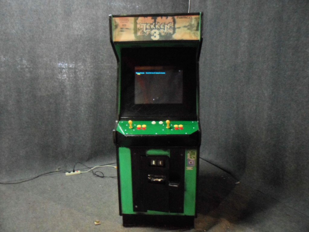 19-IN-1 MULTICADE VIDEO GAME (1 of 6)