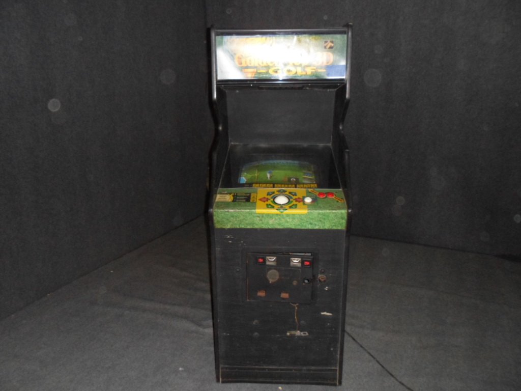 GOLDEN TEE 3D GOLF VIDEO GAME (1 of 10)