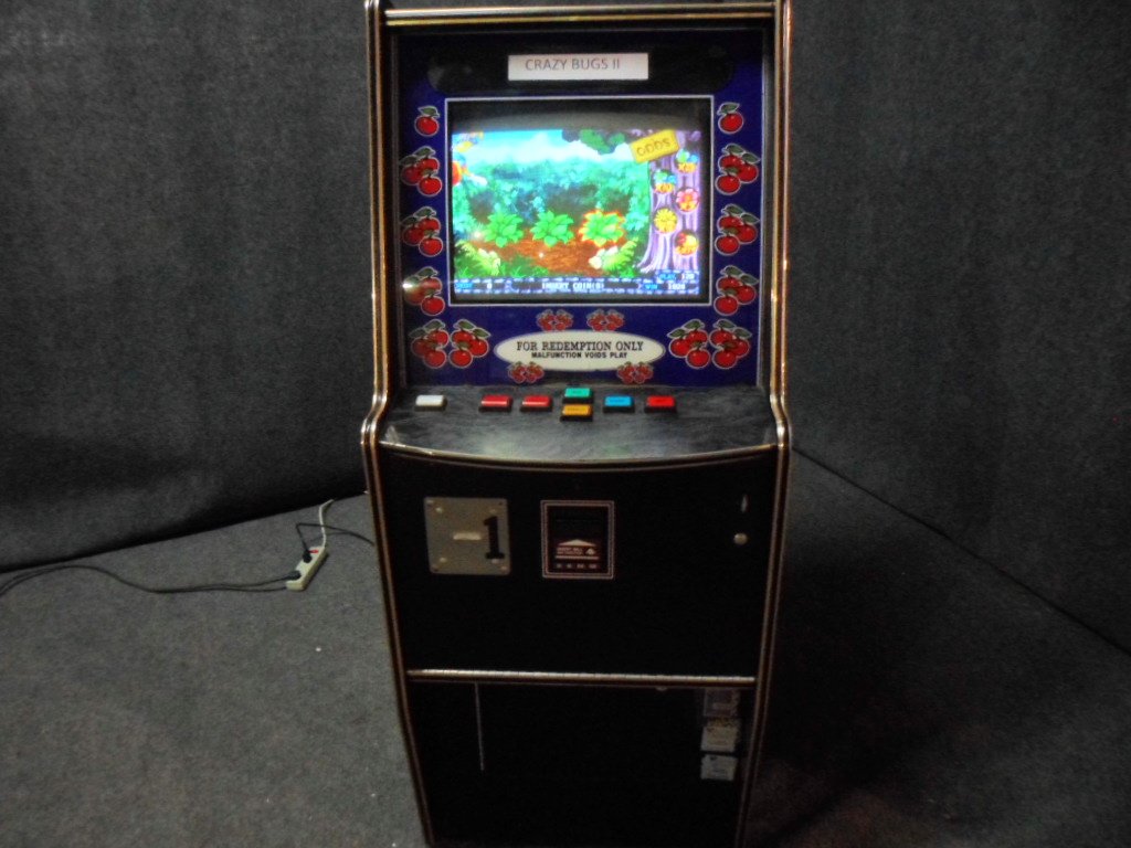 CRAZY BUGS II POKER MACHINE (1 of 9)