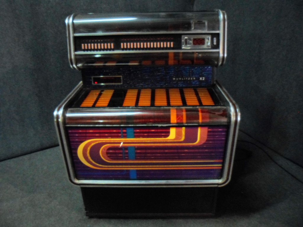 1970's Era Wurlitzer X2 Juke Box