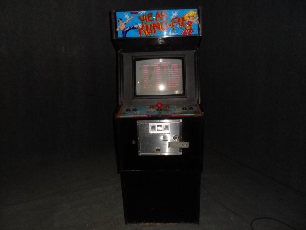 YIE AR KUNG-FU VIDEO GAME (1 of 8)