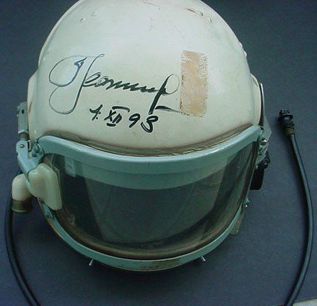 Alexei Leonov, Space Flown Suits, Signed Helmet (1 of 5)