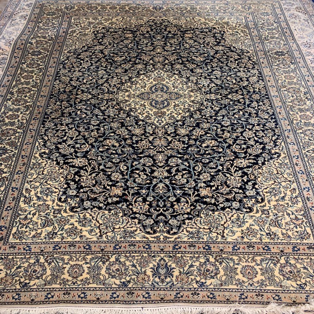 Hand Knotted Persian Silk&Wool Nain Rug  6.7x9.8 ft (1 of 11)