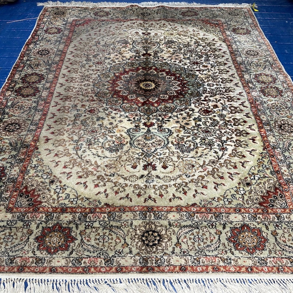 Hand Knotted Hereke Silk Rug 6x9 ft (1 of 6)