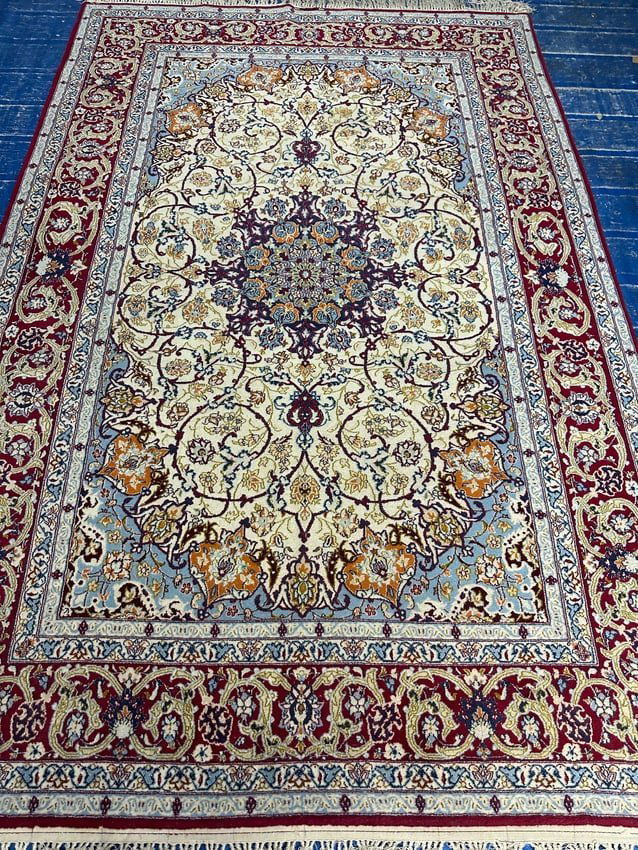 Hand Knotted Persian Esfahan Rug 5.2x8.8 ft (1 of 10)