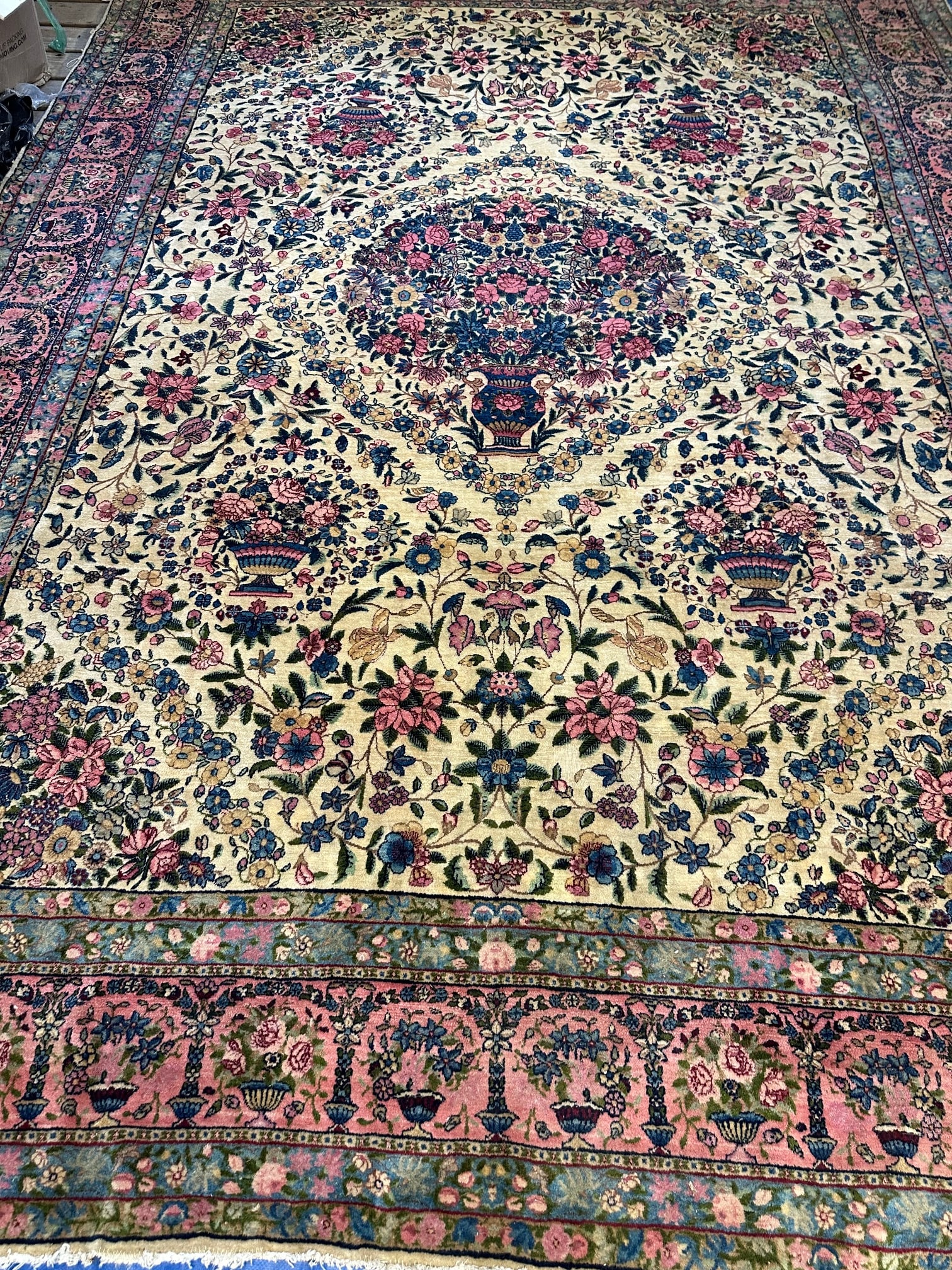 Hand Knotted Persian Kermen Rug 7.5x10 ft: Hand Knotted Persian Kermen Rug 7.5x10 ft