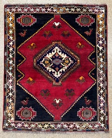 Hand Knotted Persian Shiraz  Rug 4.3x5.3 ft ft