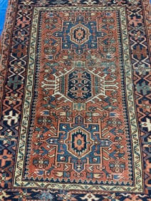 Hand Knotted Persian Heriz Rug 4.5x2,8 ft