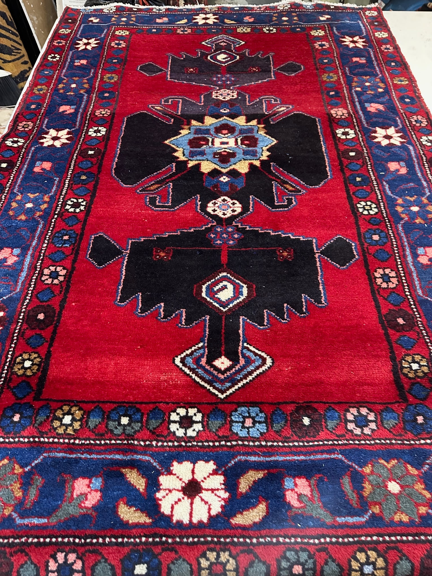 Hand Knotted Persian Hamedan 5.1x3.6 ft: Hand Knotted Persian Hamedan 5.1x3.6 ft