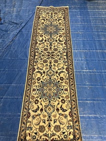 Hand Knotted Persian Nain Rug 7x2 ft