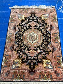 Hand Knotted Persian Tabriz Rug 5x3 ft